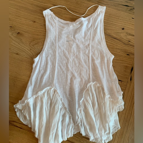 We the Free White Ruffle Tank NWT - Picture 9 of 15